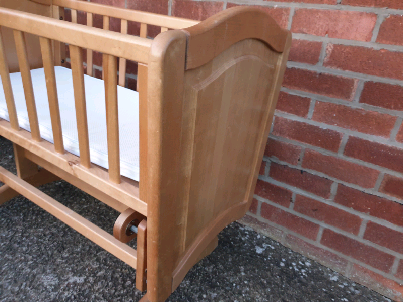swinging crib sale